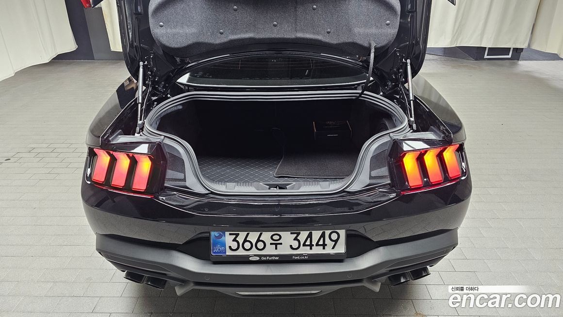 Ford Mustang 2025