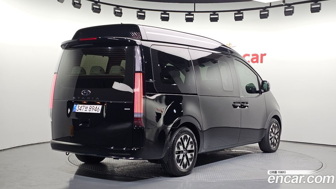 Hyundai Staria 2024