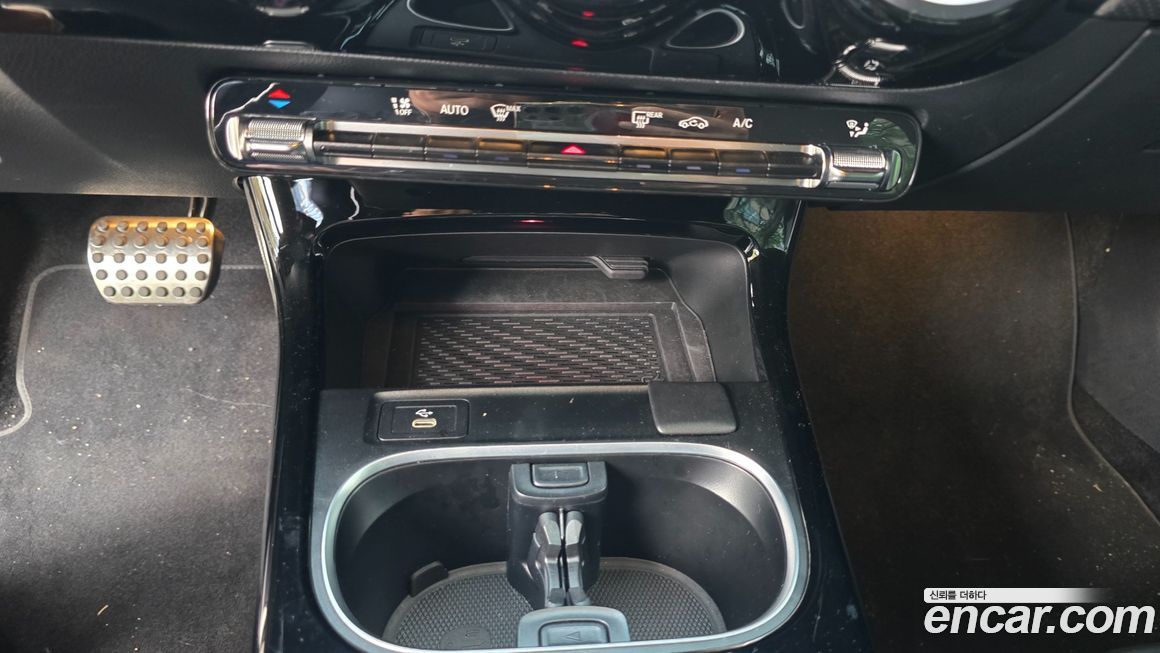 Mercedes-Benz CLA-Class 2024