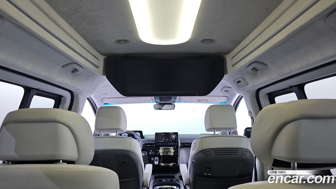 Hyundai Staria 2024