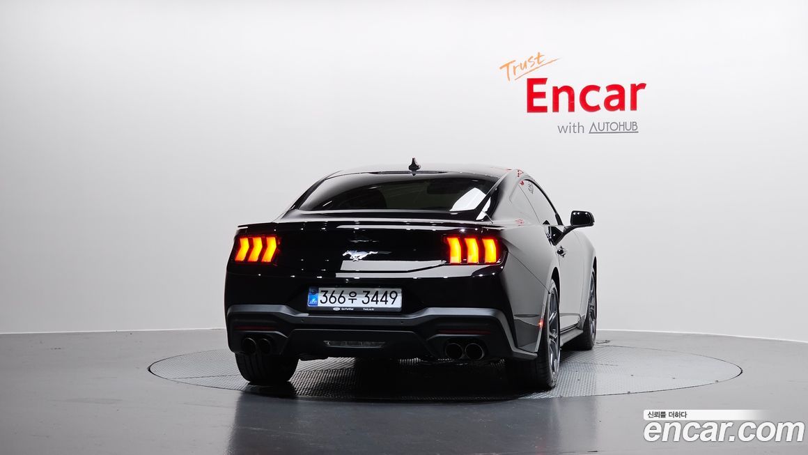 Ford Mustang 2025