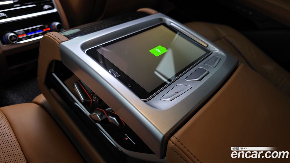 BMW 7-Series 2021