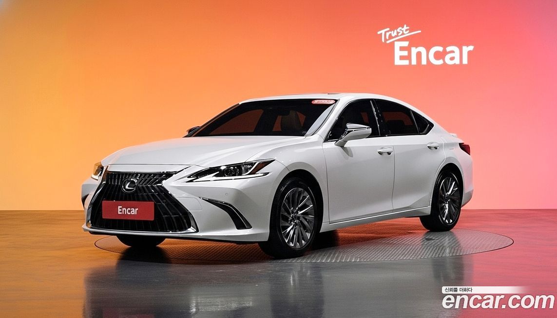 Lexus ES 2023