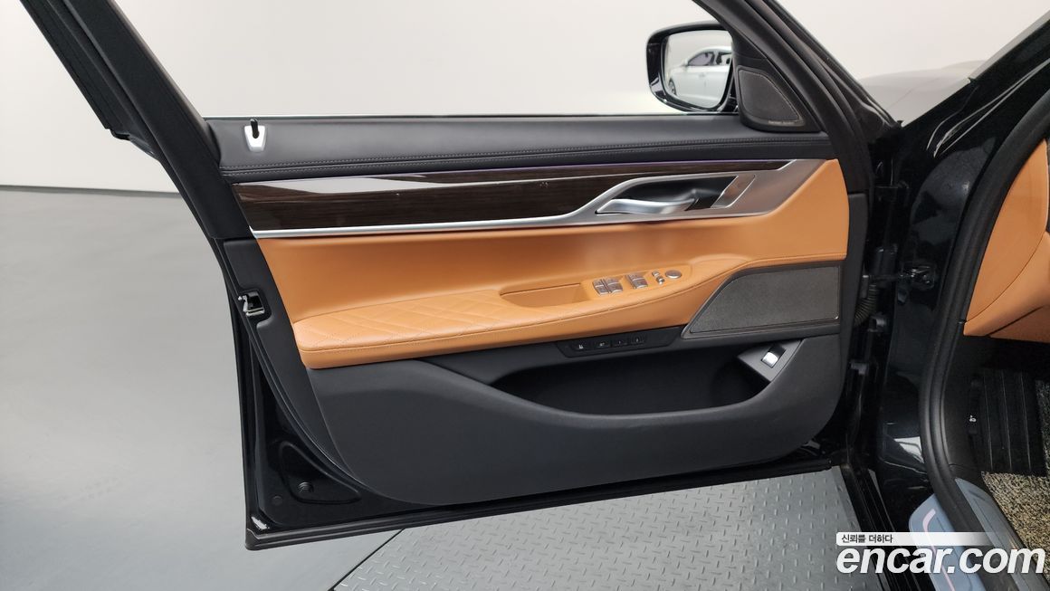 BMW 7-Series 2022