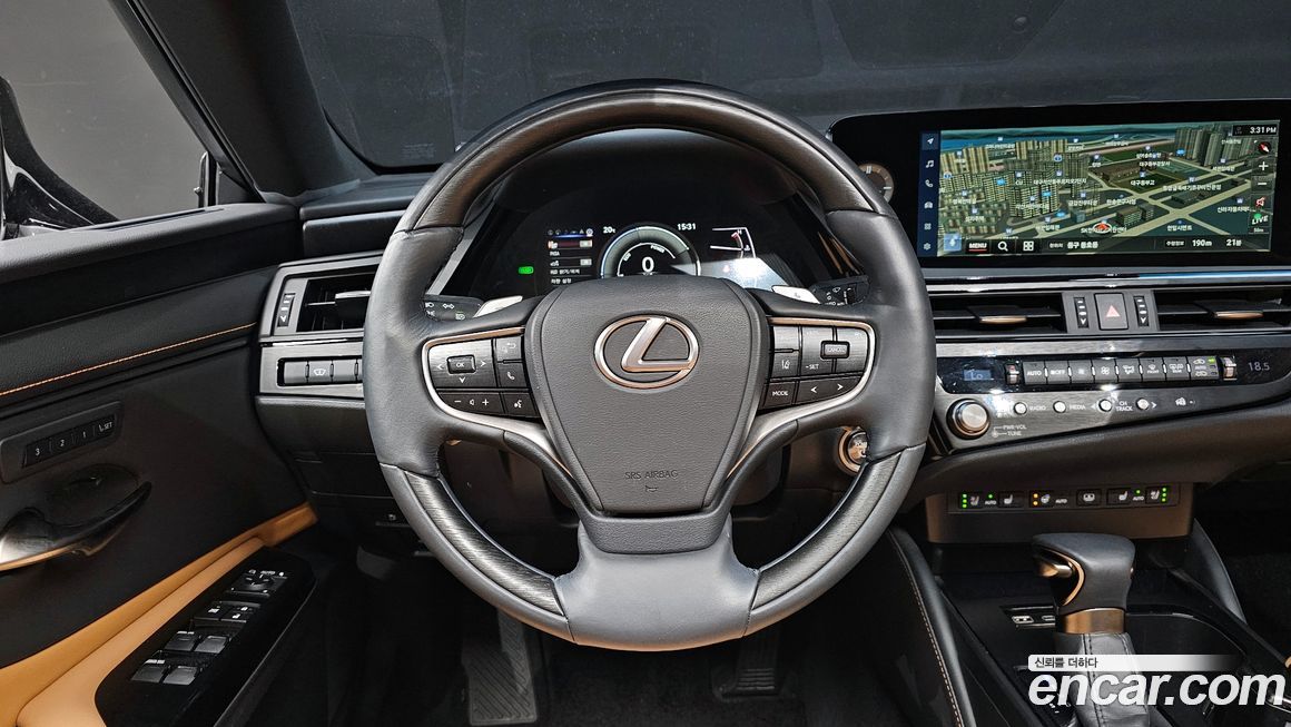 Lexus ES 2023