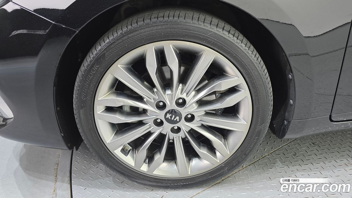 Kia K7 2020