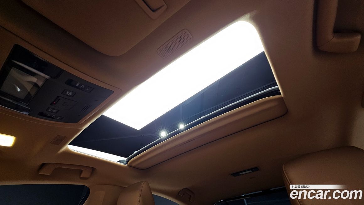 Lexus ES 2023