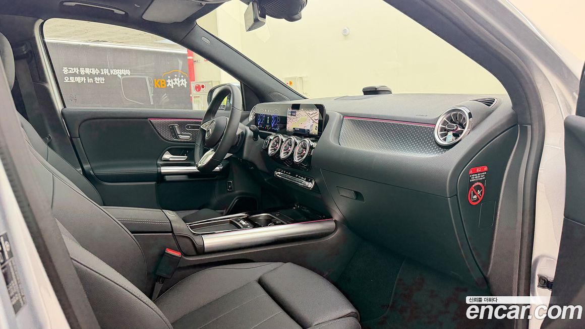 Mercedes-Benz EQA 2025