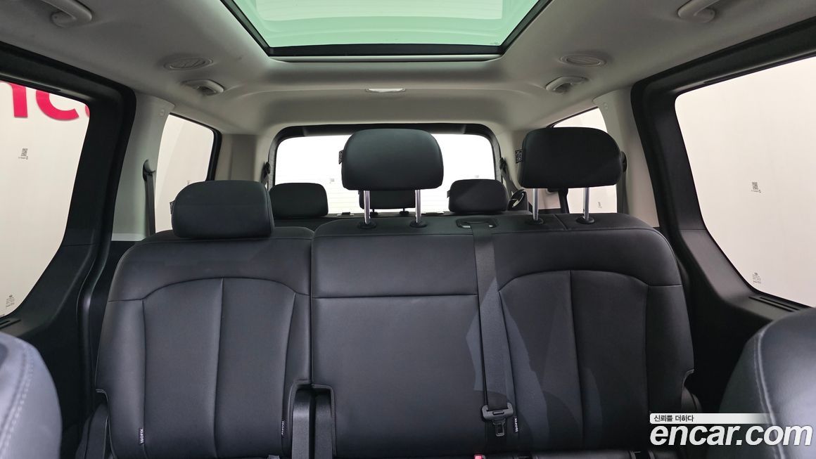 Hyundai Staria 2026