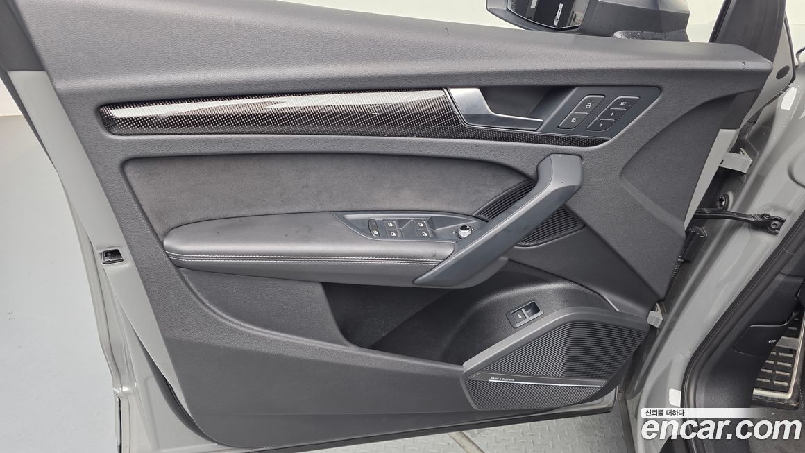 Audi SQ5 2021