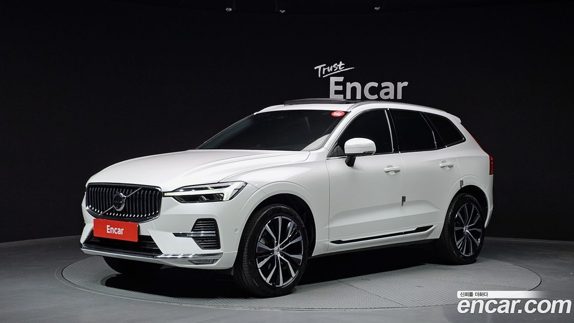 Volvo XC60 2025