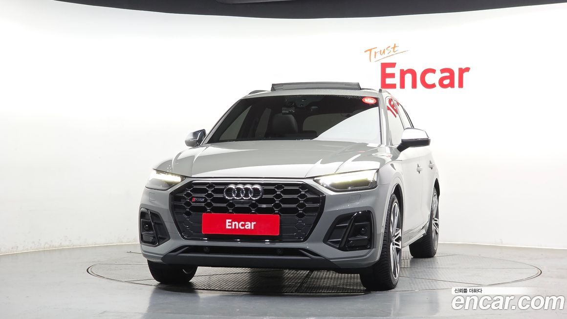 Audi SQ5 2021