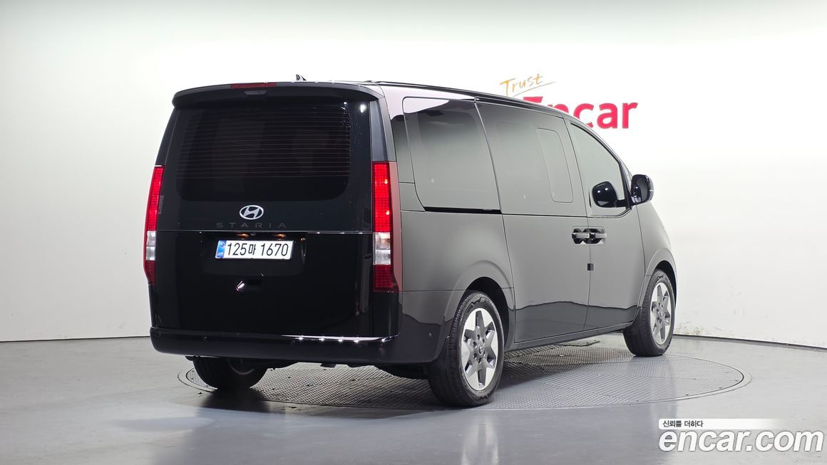 Hyundai Staria 2026