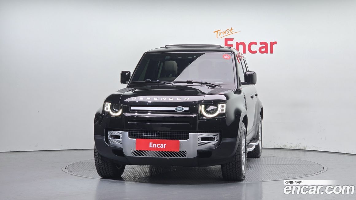 Land Rover Defender 2022