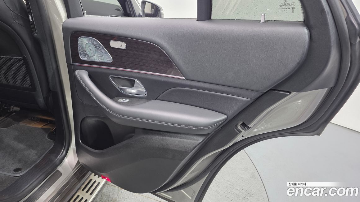 Mercedes-Benz GLE-Class 2021