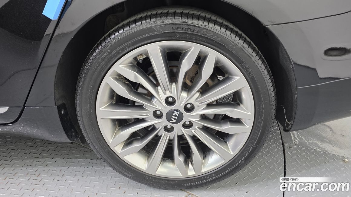 Kia K7 2020