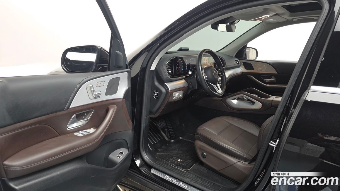 Mercedes-Benz GLE-Class 2021