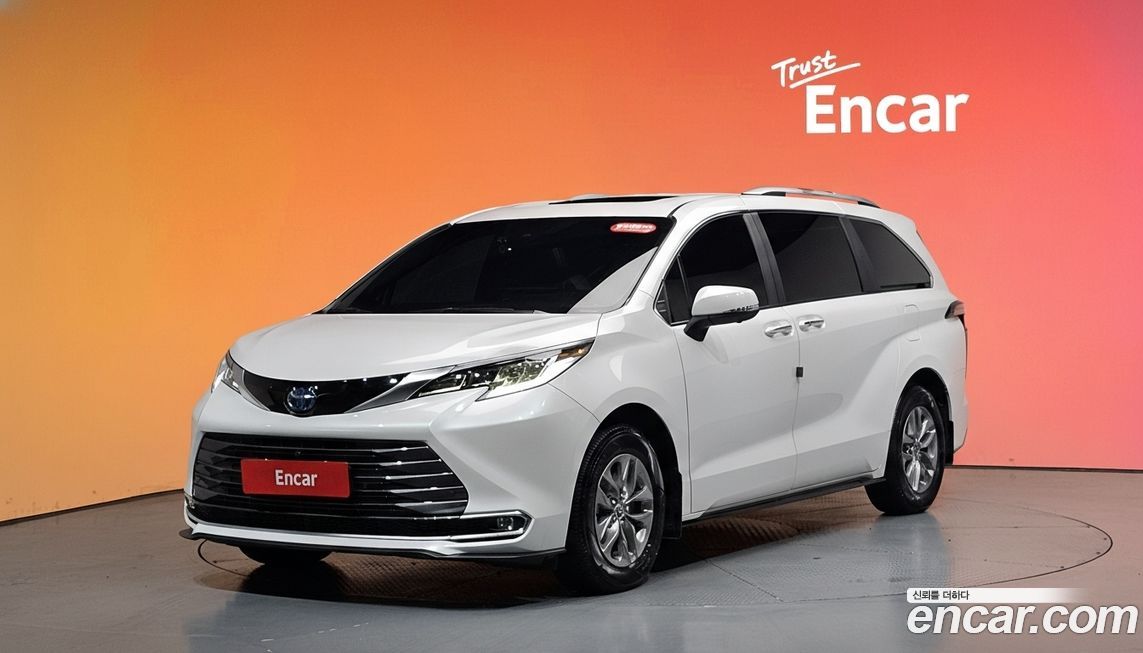 Toyota Sienna 2025