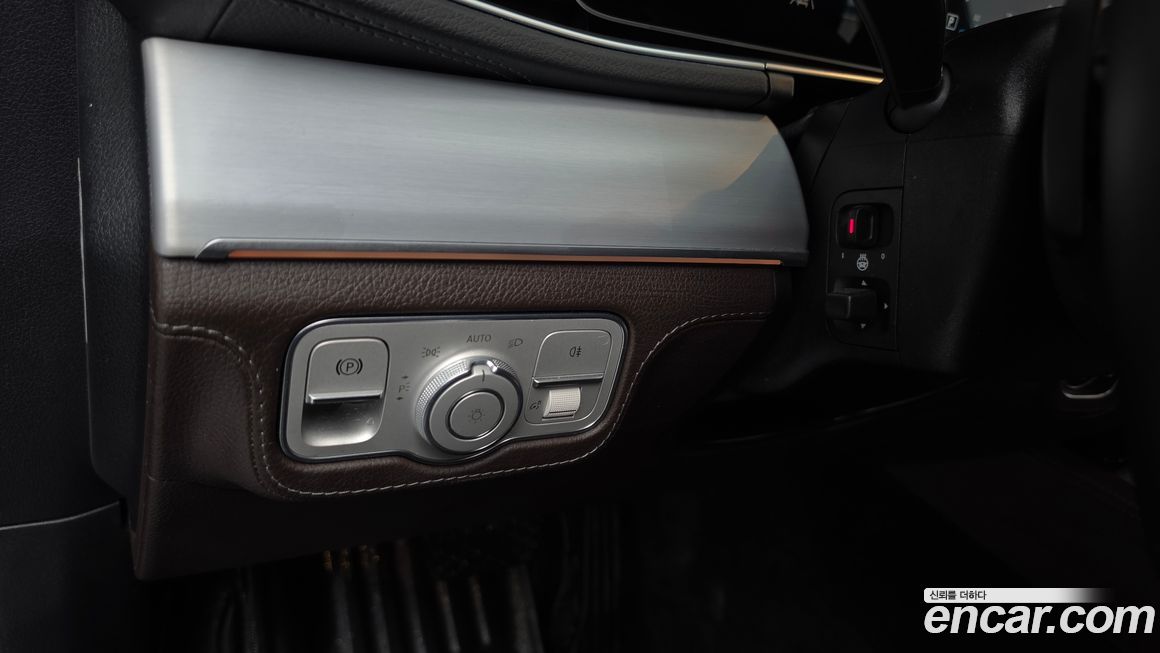 Mercedes-Benz GLE-Class 2021