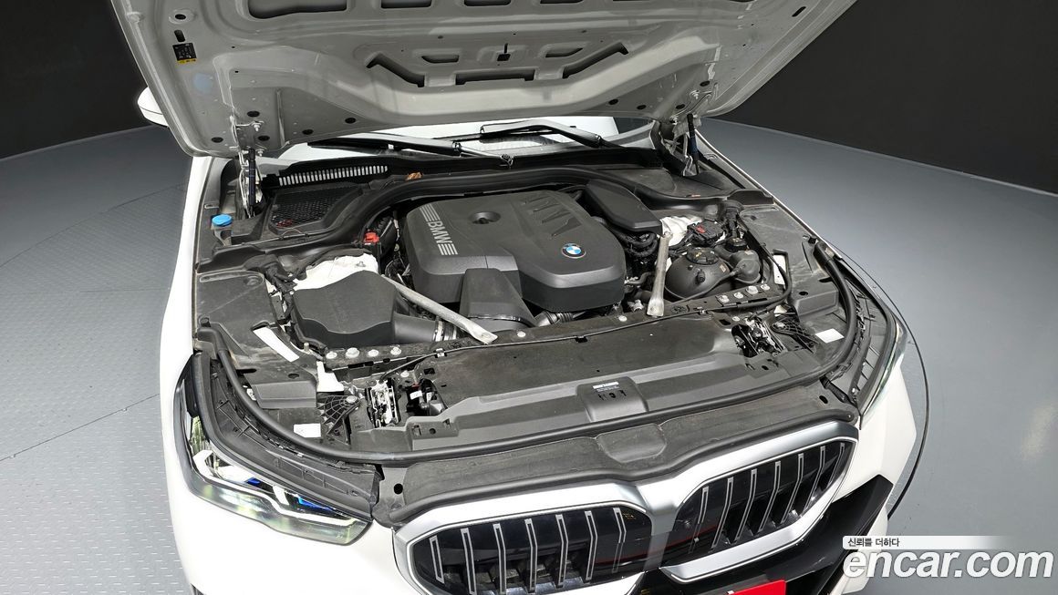 BMW 5-Series 2024
