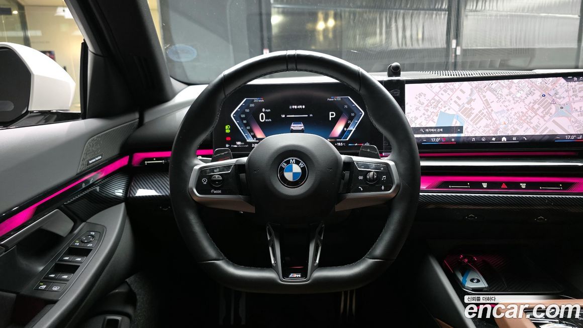 BMW 5-Series 2024