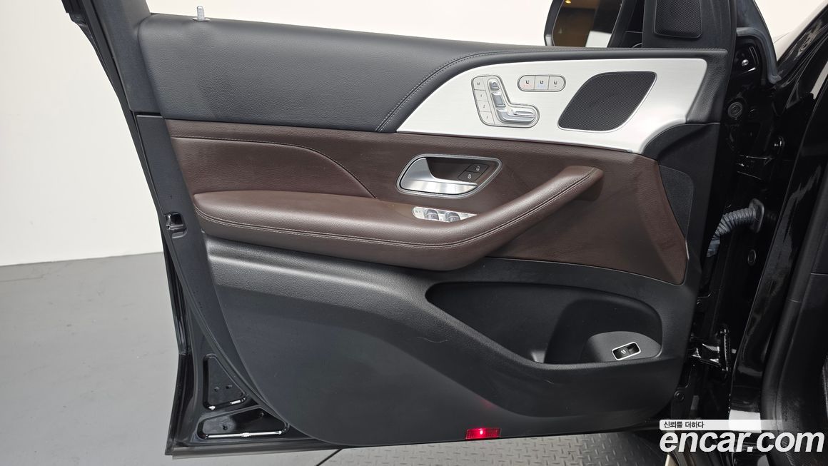 Mercedes-Benz GLE-Class 2021
