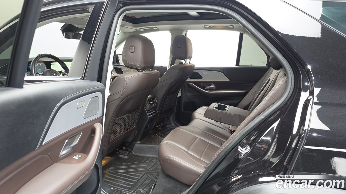 Mercedes-Benz GLE-Class 2021