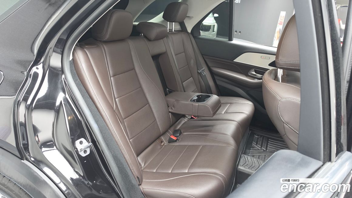 Mercedes-Benz GLE-Class 2021