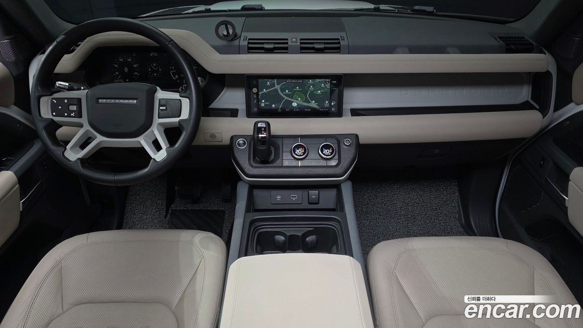 Land Rover Defender 2022