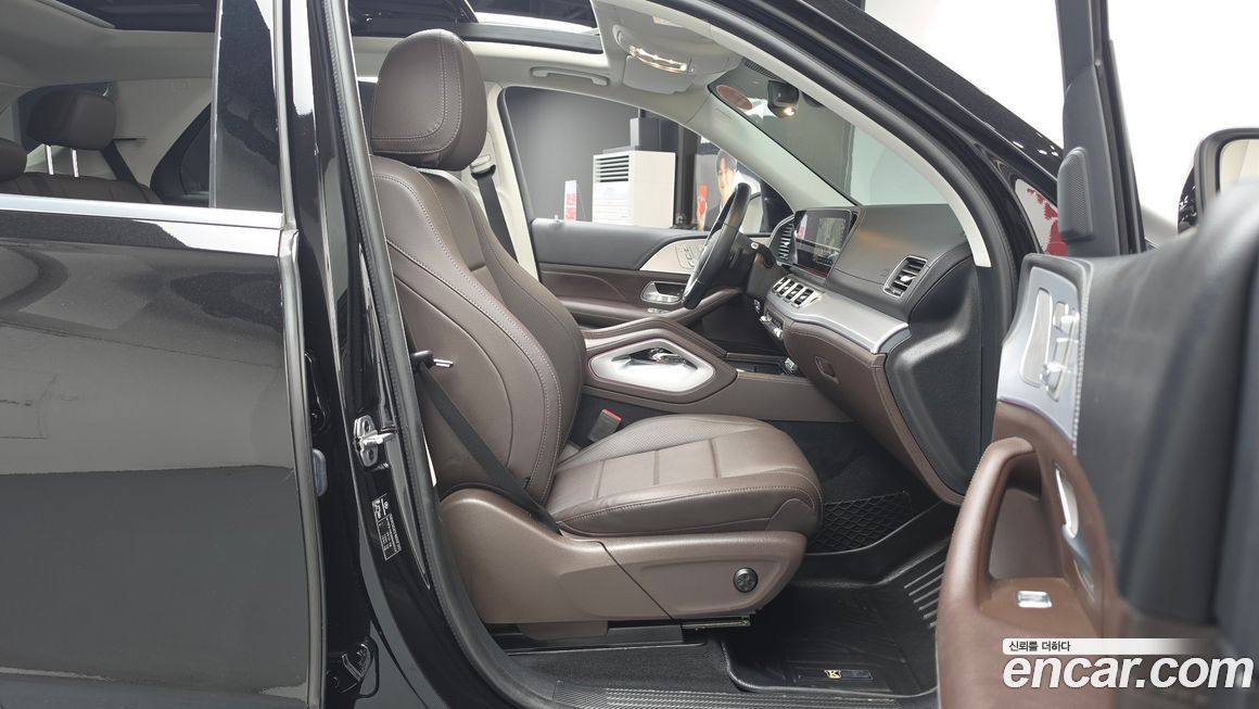 Mercedes-Benz GLE-Class 2021