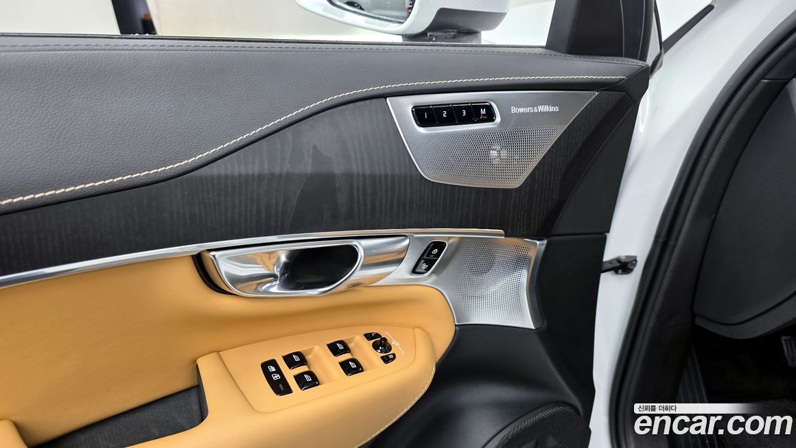Volvo XC90 2022