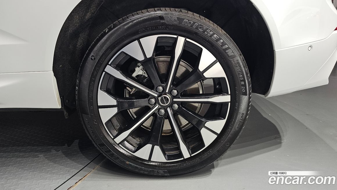 Volvo XC60 2026