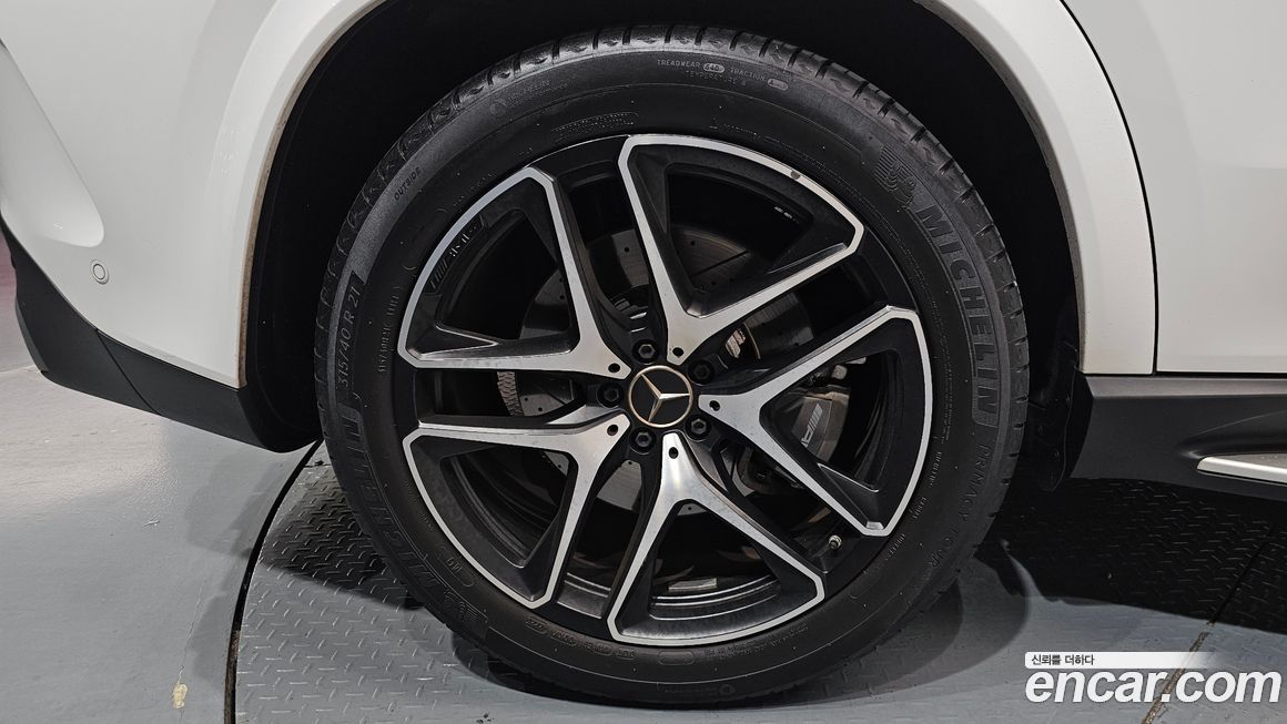 Mercedes-Benz GLE-Class 2020