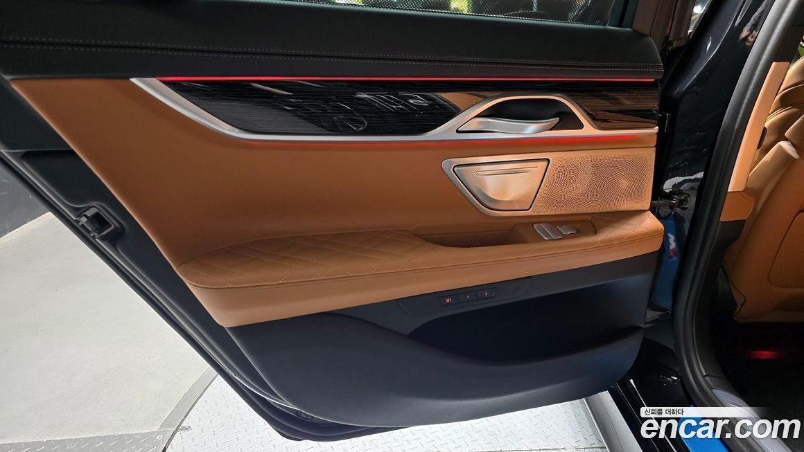 BMW 7-Series 2022