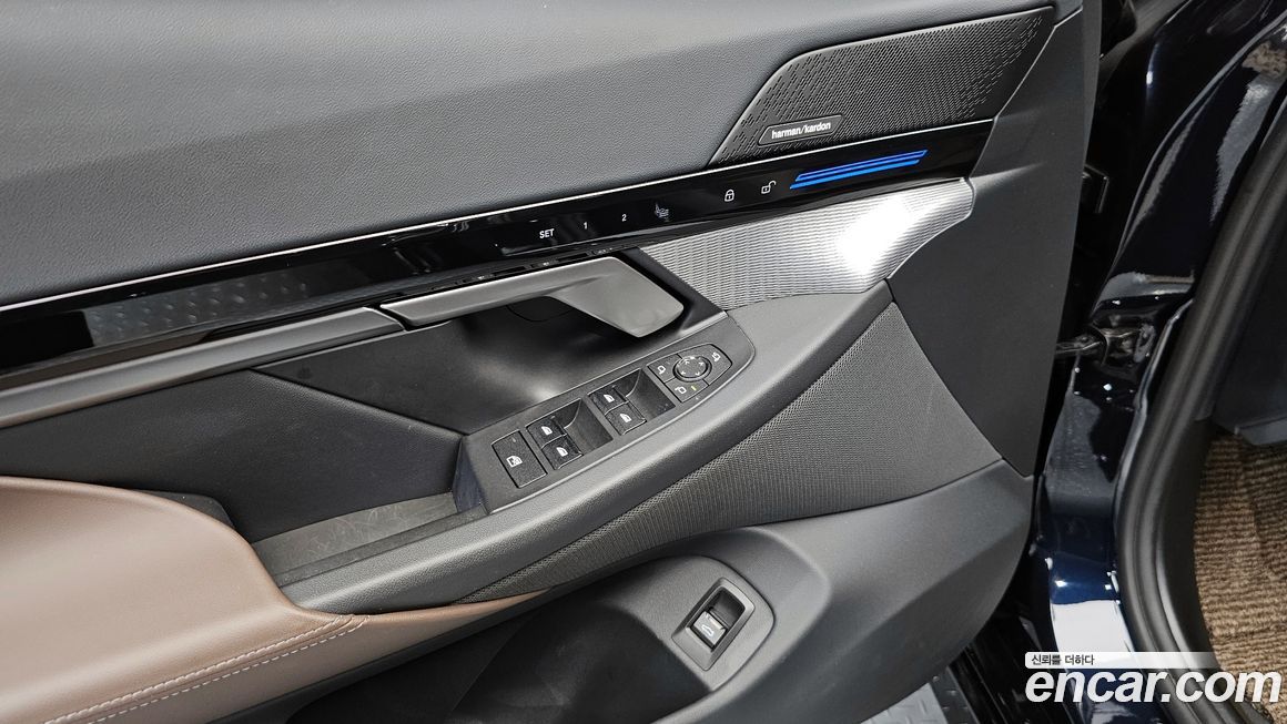 BMW 5-Series 2024