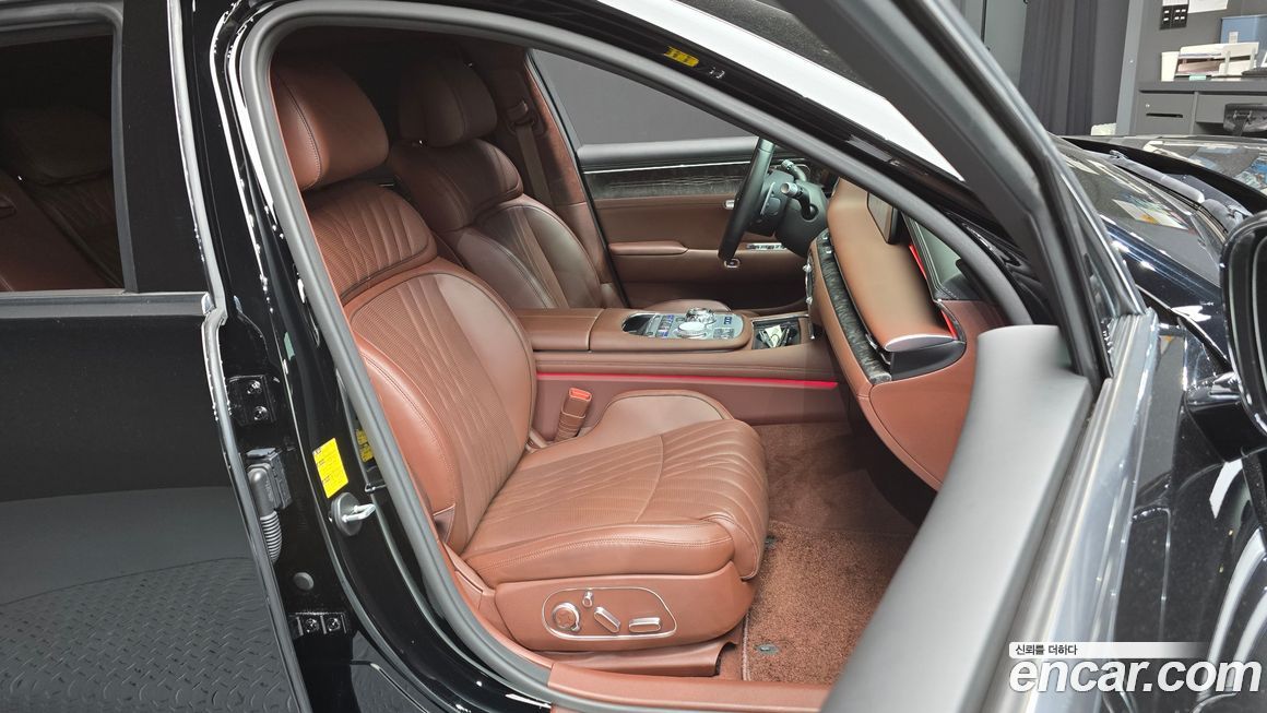 Genesis G90 2023