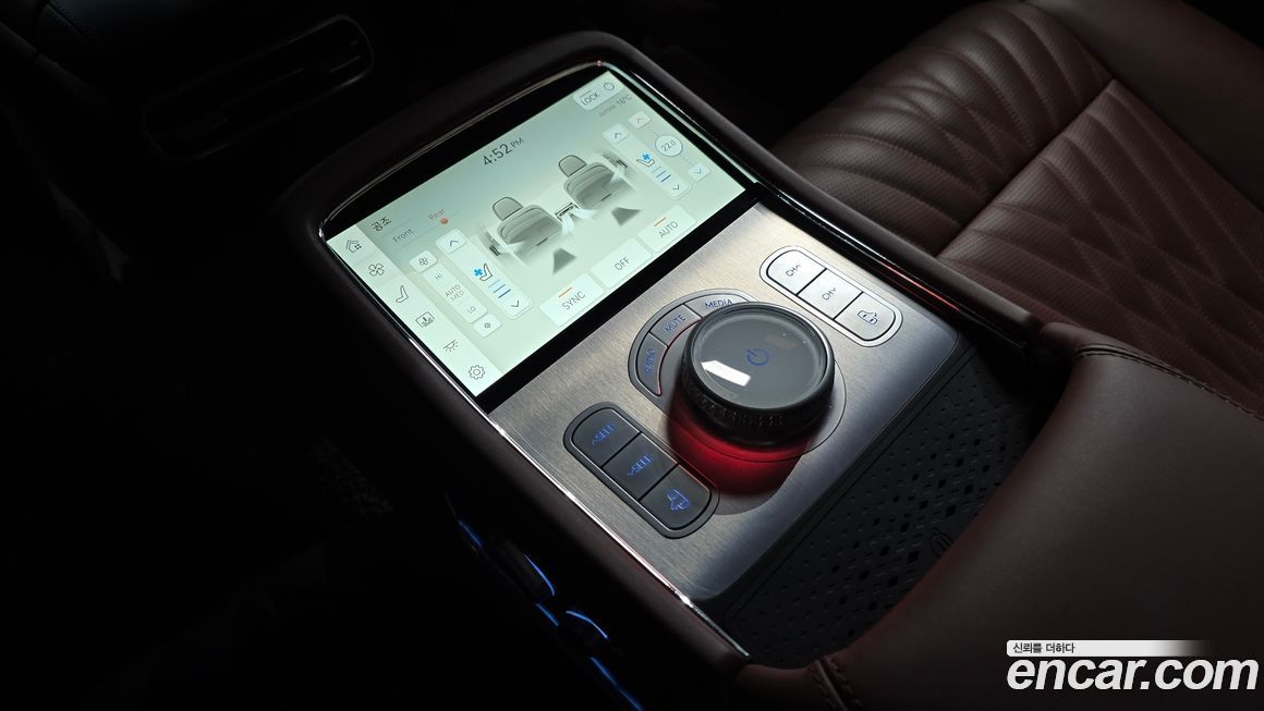 Genesis G90 2023
