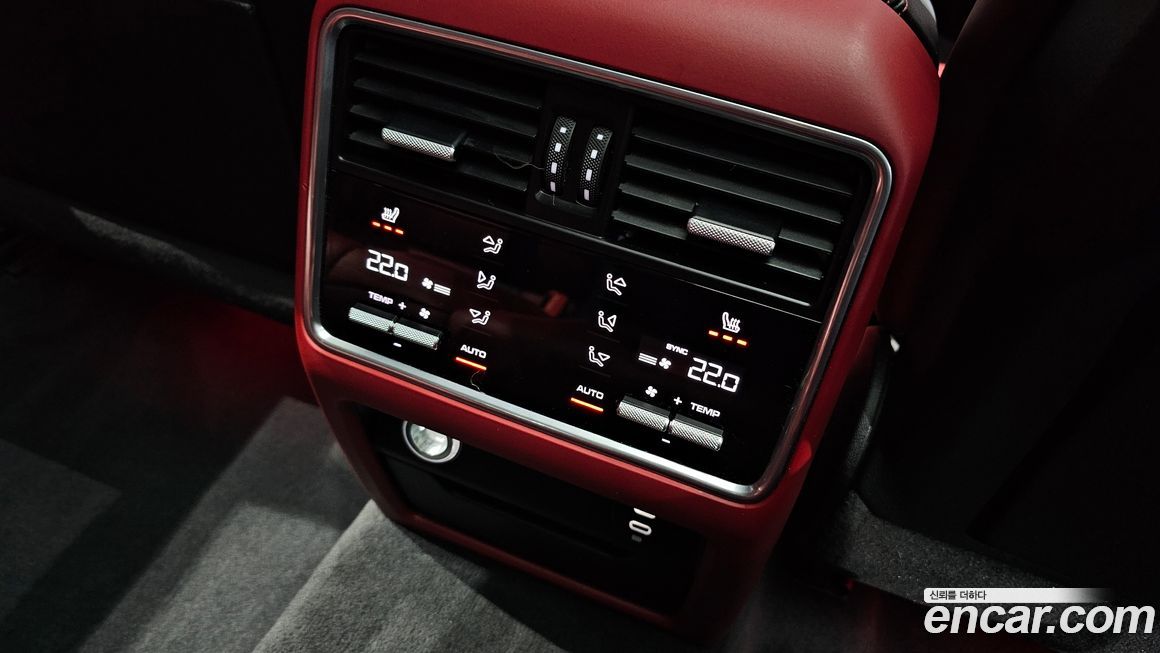 Porsche Cayenne 2020