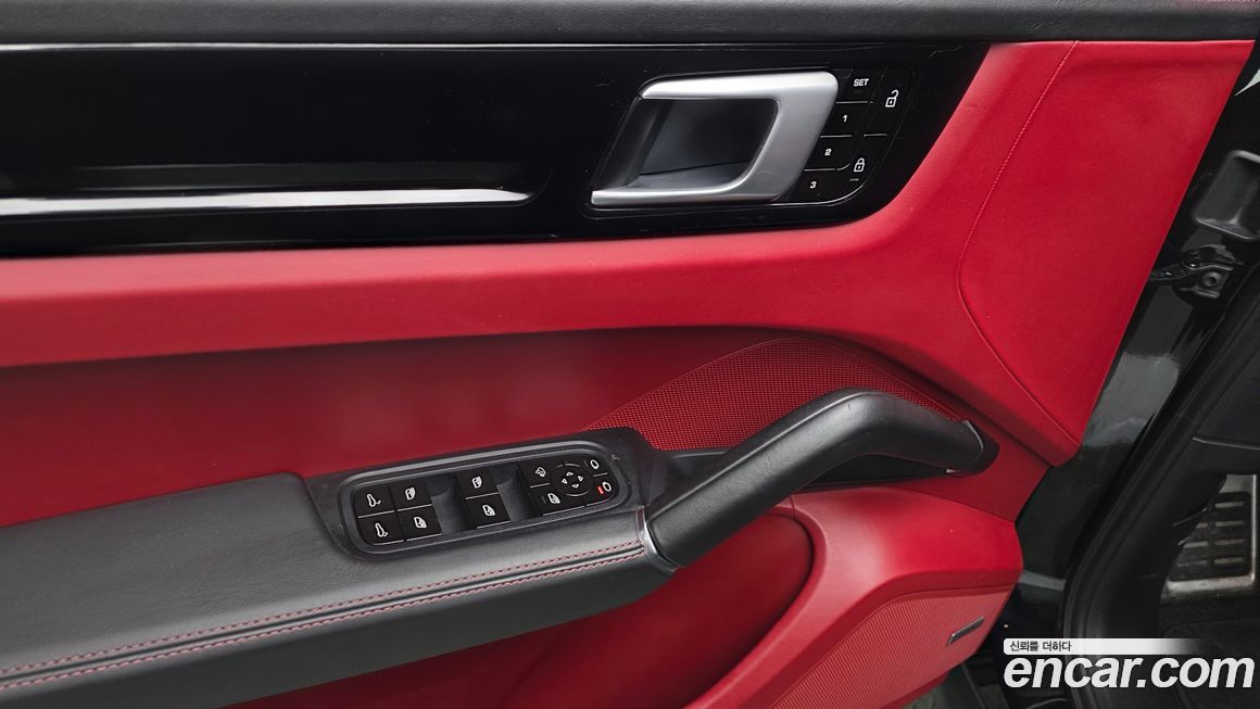 Porsche Cayenne 2020