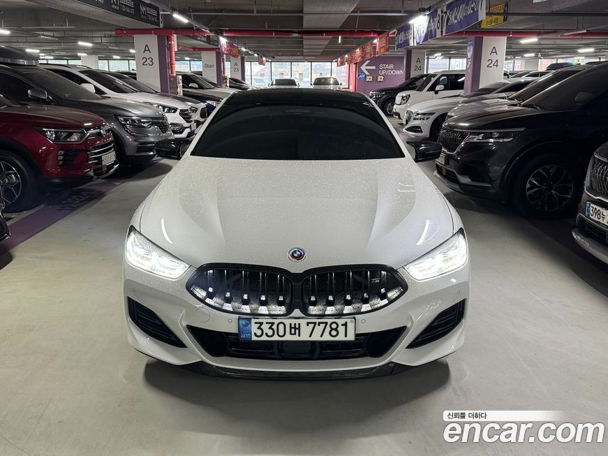 BMW 8-Series 2022