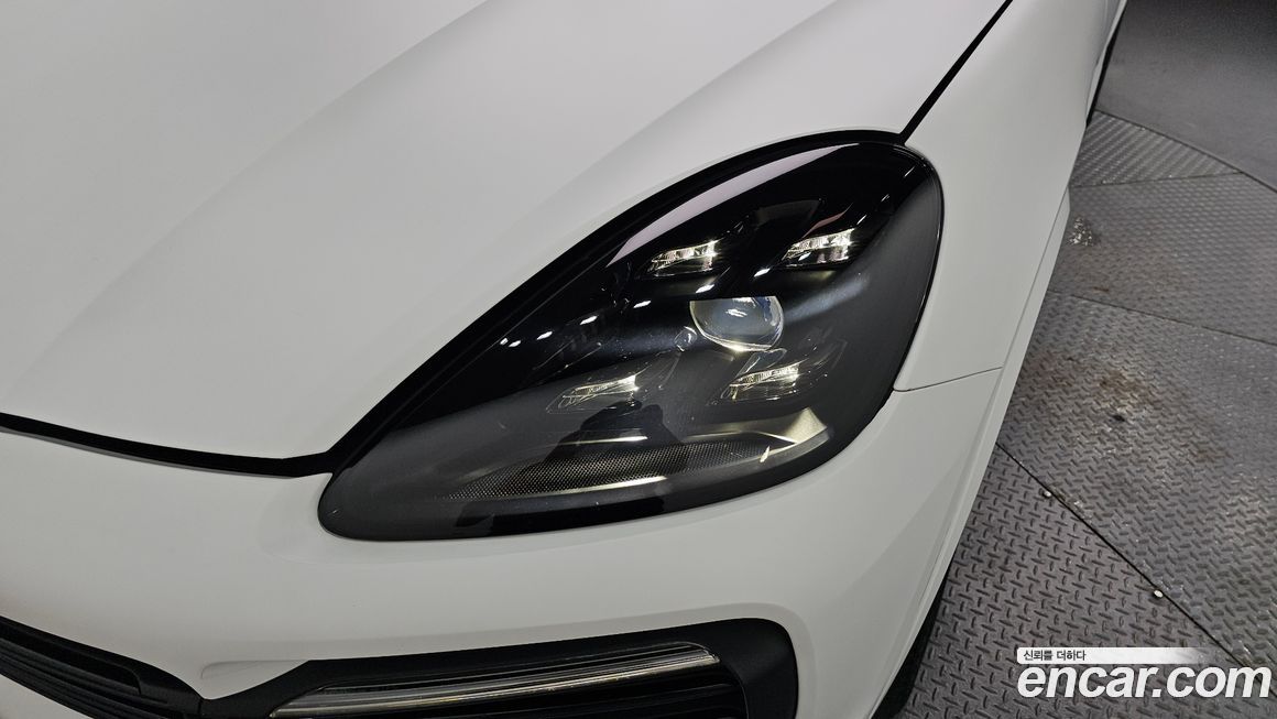 Porsche Cayenne 2020