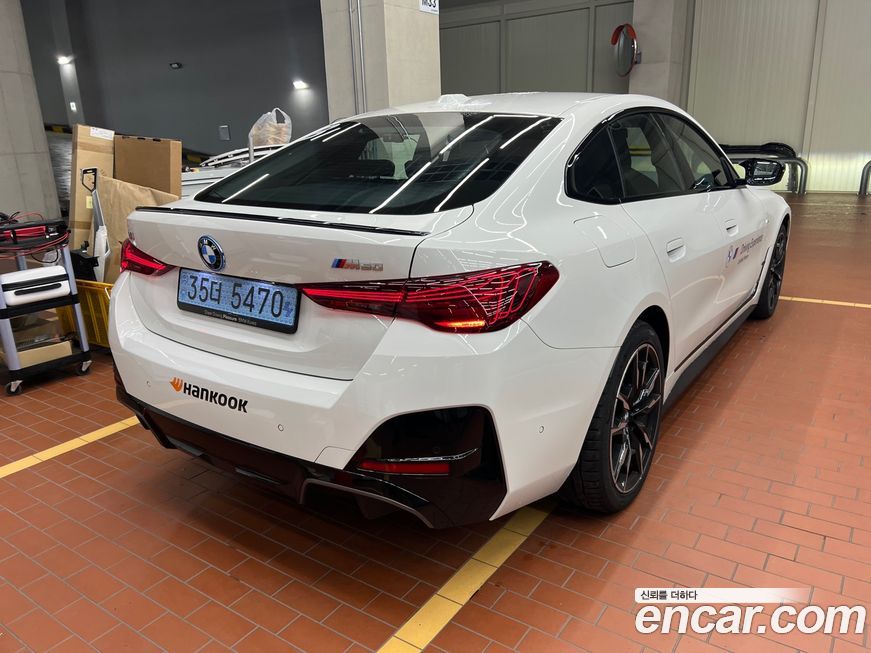 BMW i4 2025