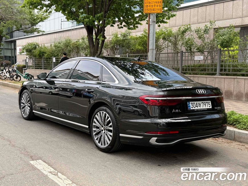 Audi A8 2023