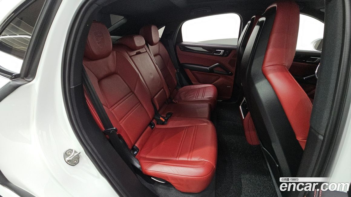 Porsche Cayenne 2020