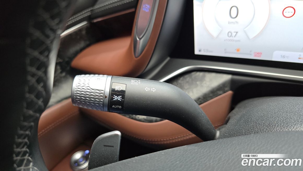 Genesis G90 2023