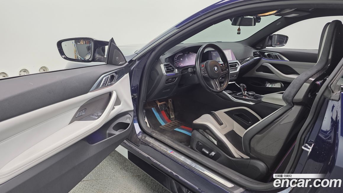 BMW M4 2022