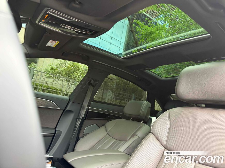 Audi A8 2023