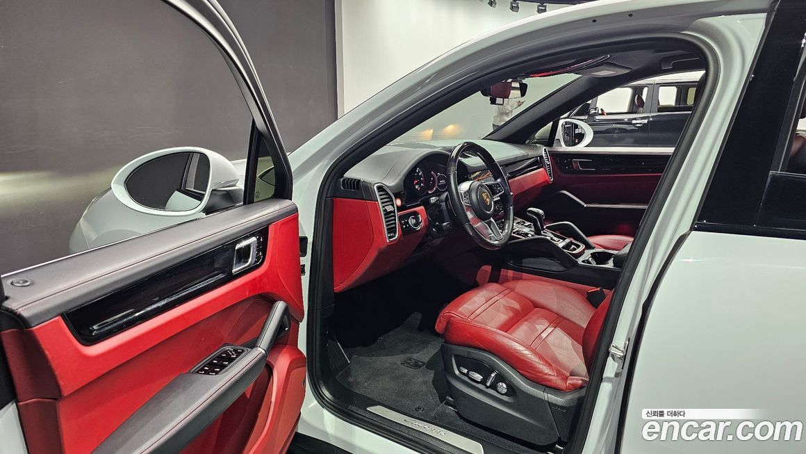 Porsche Cayenne 2020