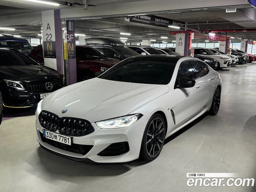 BMW 8-Series 2022