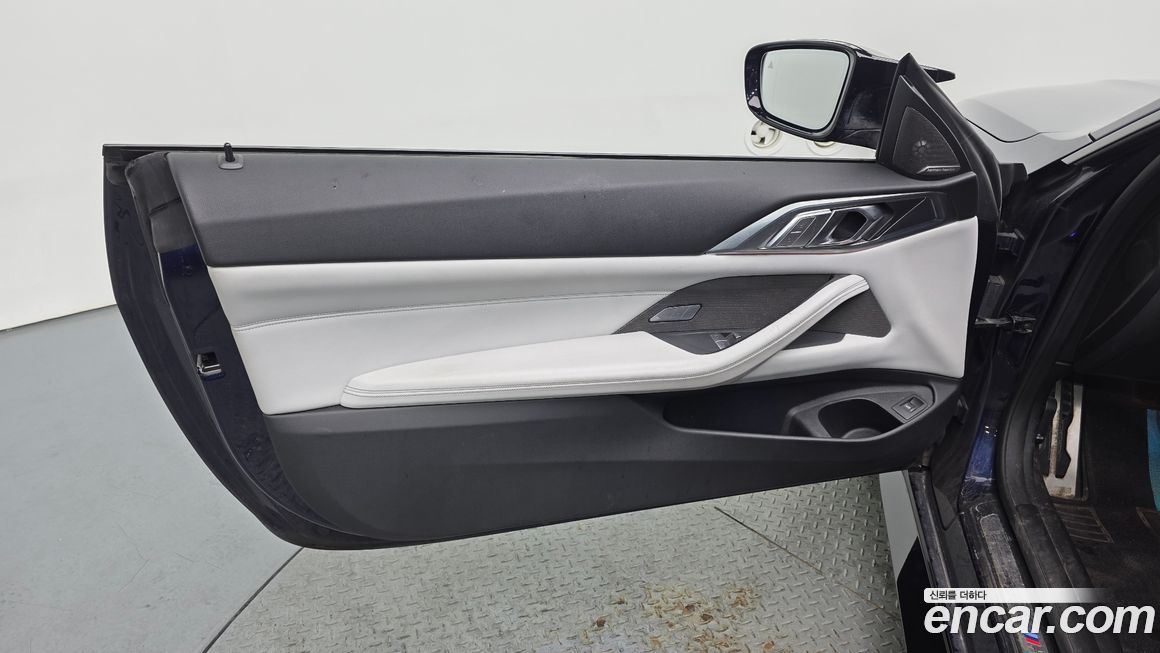 BMW M4 2022